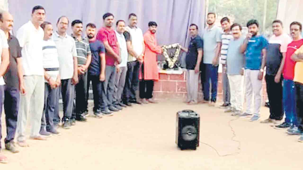 ఆదర్శనీయుడు శివాజీ మహారాజ్‌