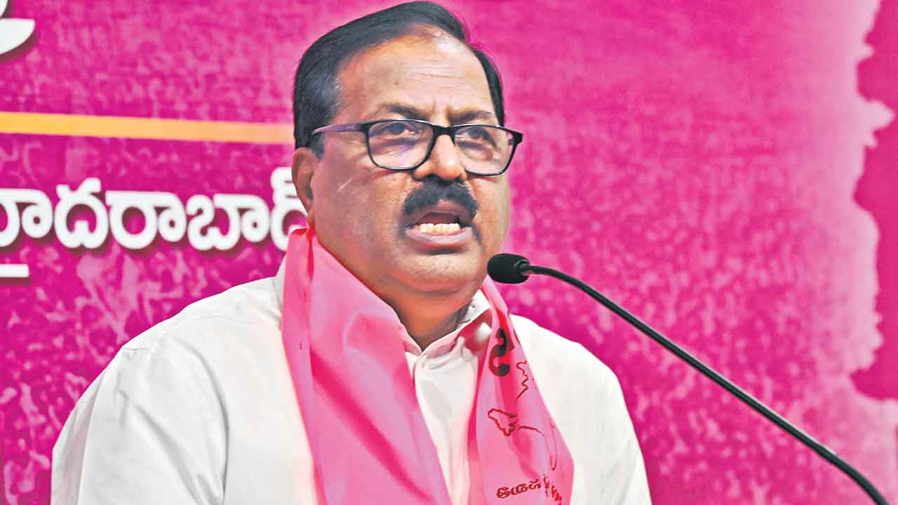 ధూప దీప నైవేద్యానికి నిధులివ్వాలి