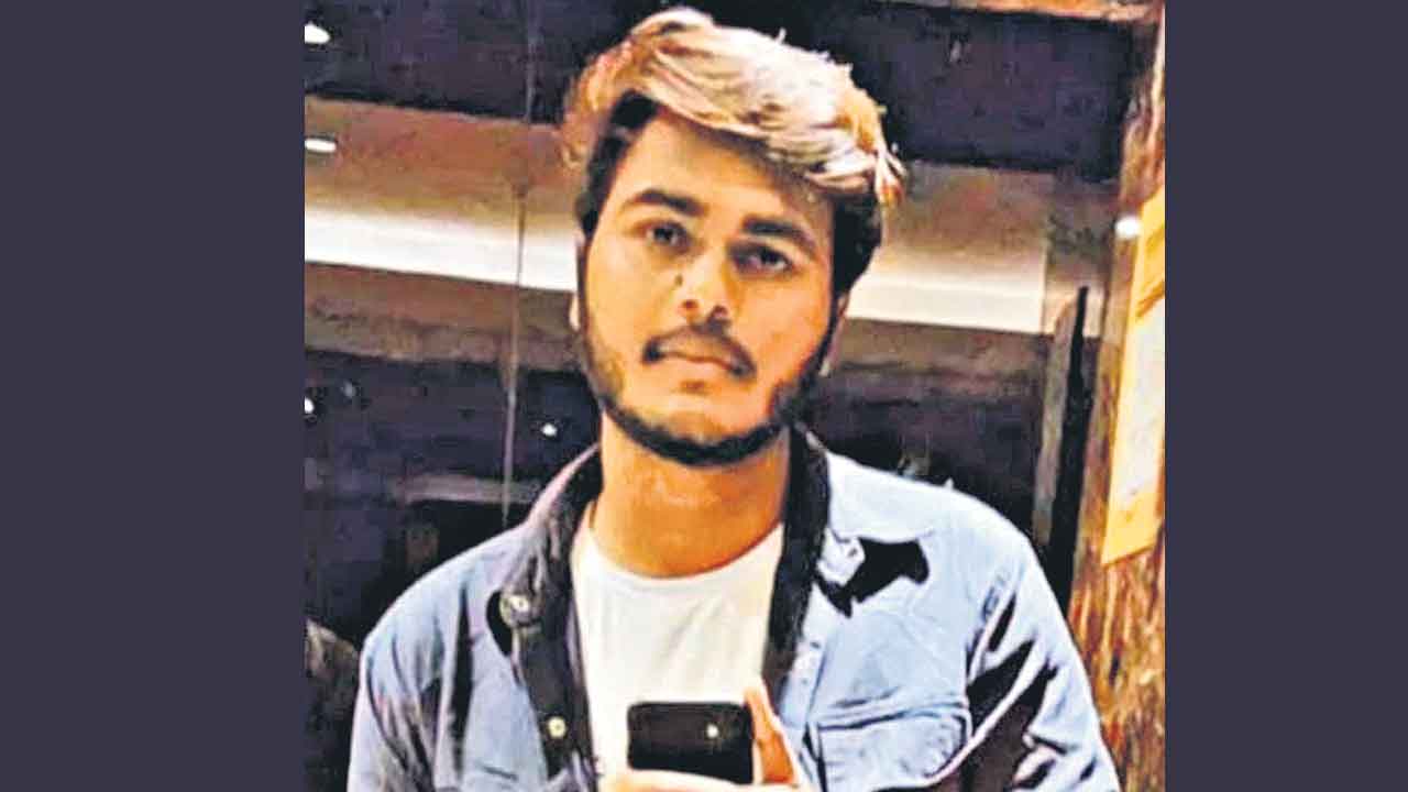 గుండెపోటుతో 22 ఏండ్ల యువకుడి మృతి