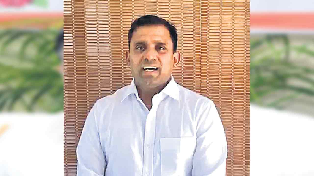 గల్లీ నాయకుడిలా రేవంత్‌ మాటలు