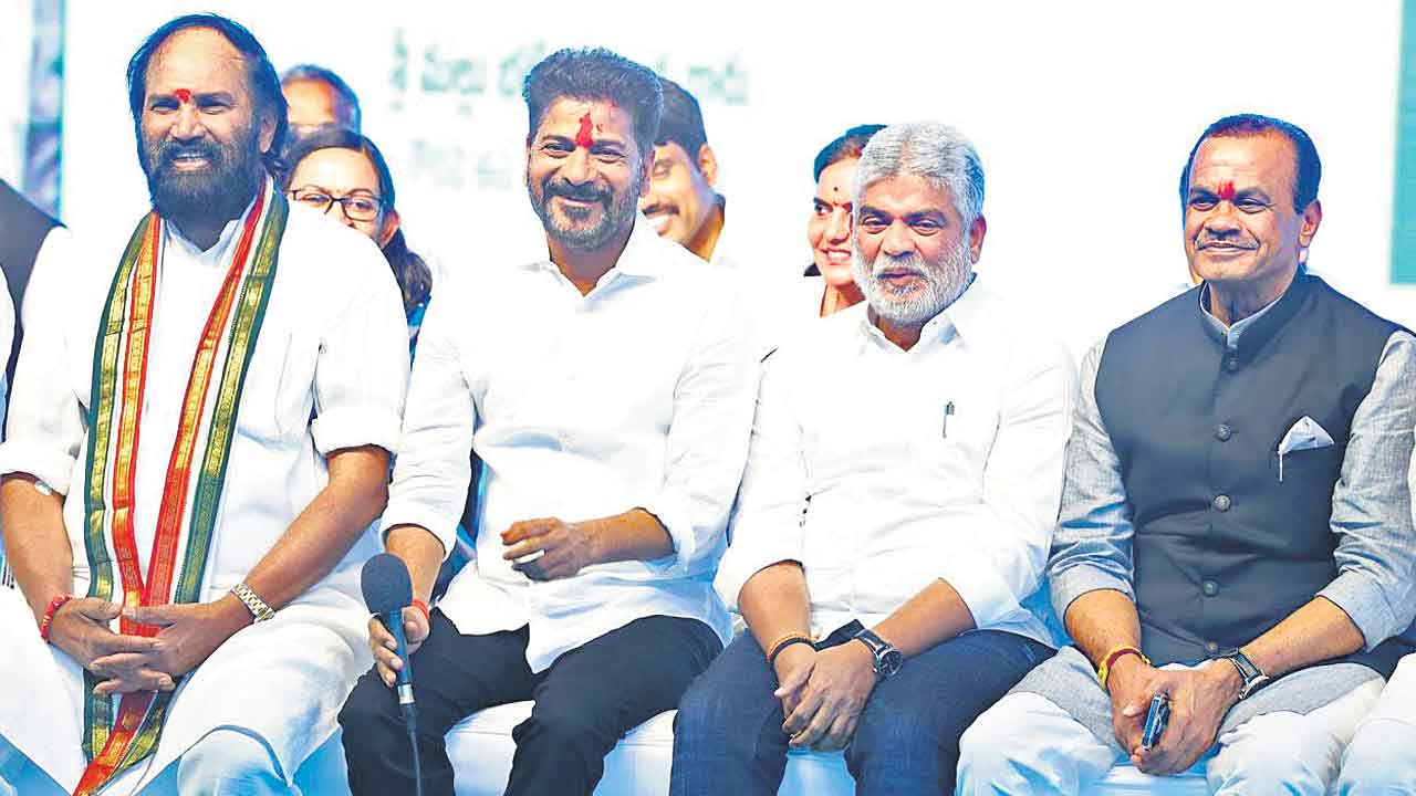 CM Revanth Reddy | వారంలో మరో రెండు గ్యారెంటీలు.. తెల్లరేషన్‌కార్డు ఉంటేనే వర్తింపు: సీఎం రేవంత్‌ రెడ్డి
