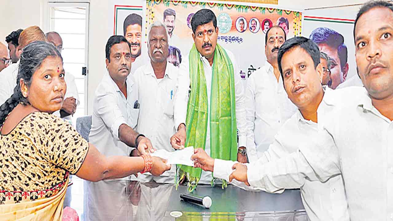అర్హులందరికీ సంక్షేమ పథకాలు