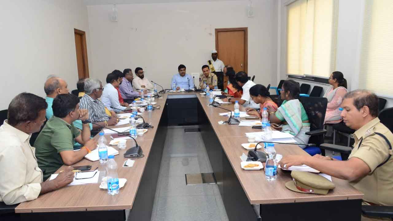 ఇంటర్‌, టెన్త్‌ పరీక్షలను పకడ్బందీగా నిర్వహించాలి