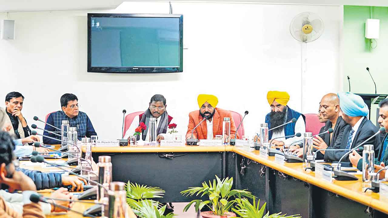 MSP | కనీస మద్దతు ధరపై ఐదేండ్ల ఒప్పందం.. రైతులతో కేంద్ర సంస్థల కాంట్రాక్టు!