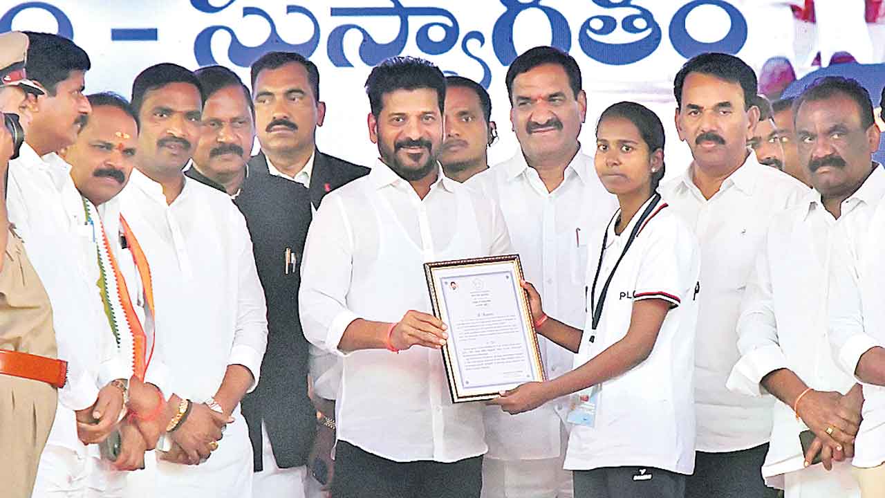 CM Revanth reddy | పదేండ్లు నేనే సీఎం.. ప్రజలు ఆశీర్వదిస్తే మరో 20 ఏండ్లు ఇందిరమ్మ రాజ్యం