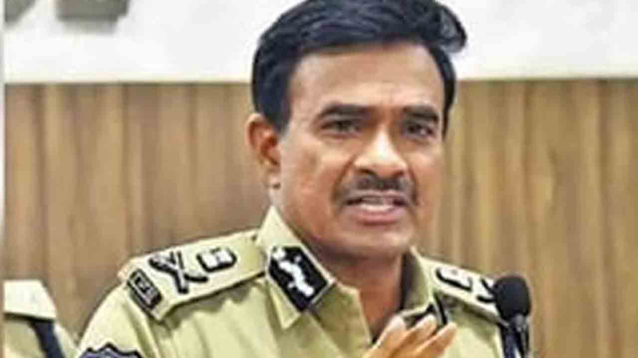 CV Anand | ఫేస్‌బుక్‌ నకిలీ ఖాతాలపై అప్రమత్తంగా ఉండండి: ఏసీబీ డీజీ సీవీ ఆనంద్‌