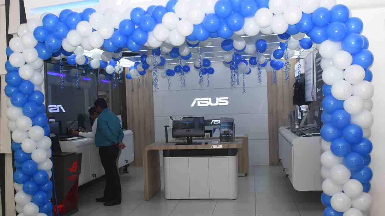 గేమర్ల కోసం ఆసుస్‌ రెండో స్టోర్‌