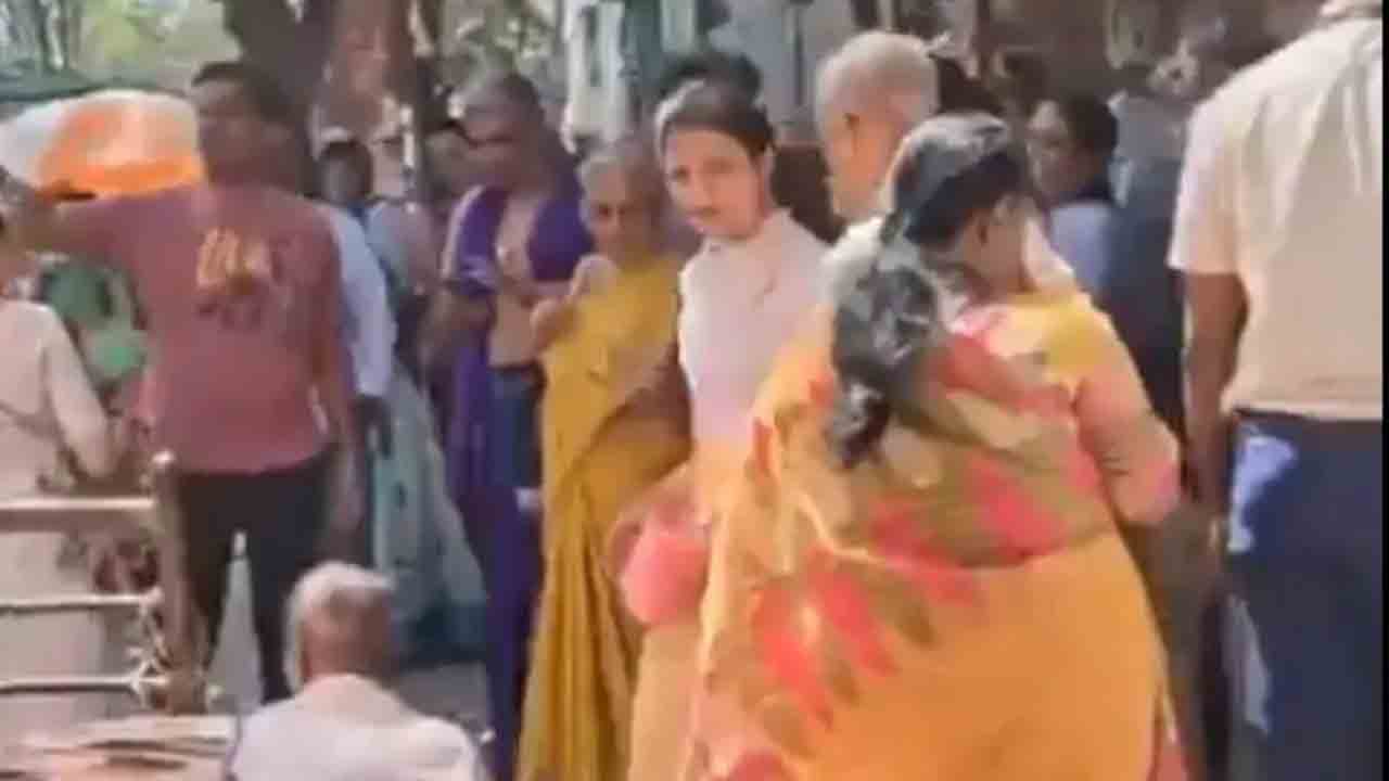 Akshata Murty | బెంగళూరు వీధుల్లో బ్రిటన్‌ ప్రథమ మహిళ.. ఎలాంటి సెక్యూరిటీ లేకుండానే