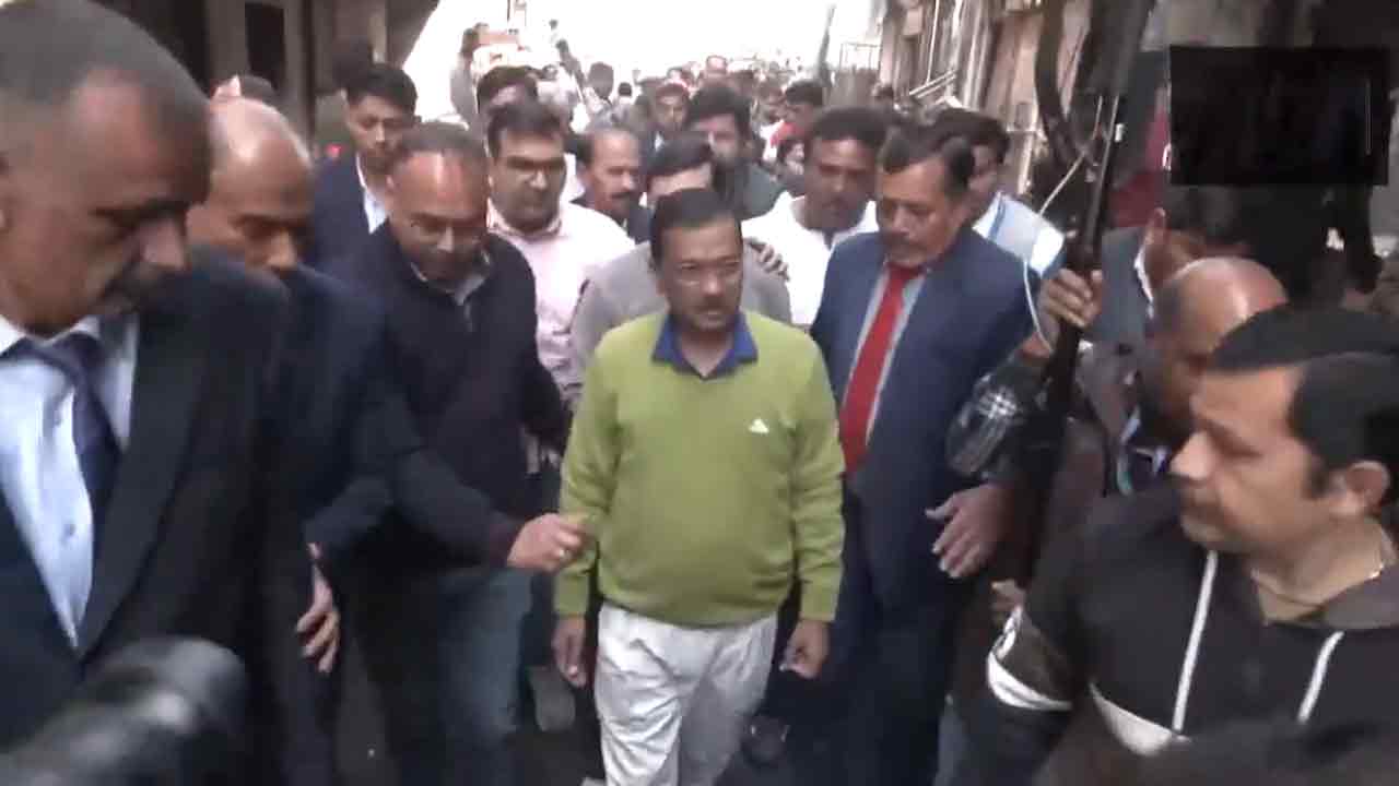 Arvind Kejriwal | అలీపూర్‌ అగ్నిప్రమాద మృతుల కుటుంబాలకు రూ.10 లక్షల చొప్పున ఎక్స్‌గ్రేషియా