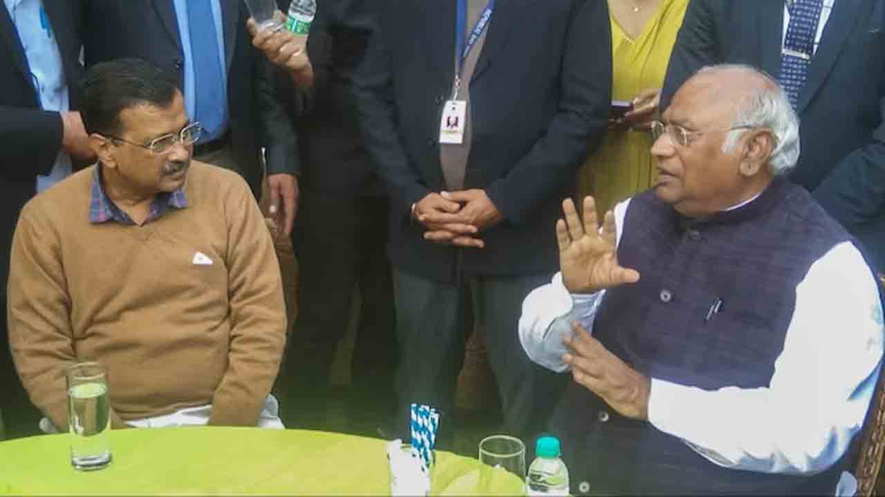 Lok Sabha Polls | ఆప్‌-కాంగ్రెస్‌ మధ్య కుదిరిన డీల్‌.. నేడు అధికారిక ప్రకటన