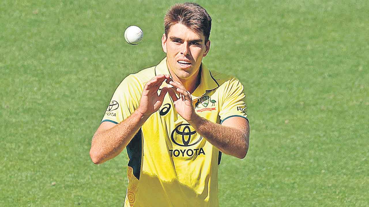 ఆసీస్‌ ఘన విజయం