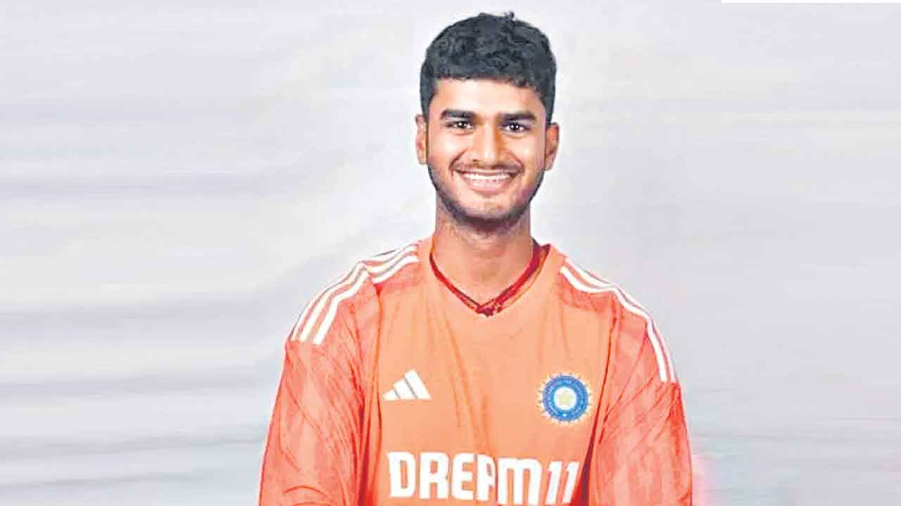 Avanish Rao | ధోనీ సారథ్యంలో ఆడాలనేది నా కల: అవనీశ్‌ రావు