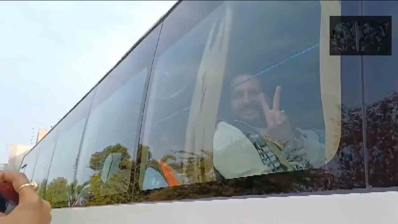 Floor Test | రేపు బీహార్‌ అసెంబ్లీలో నితీశ్‌ సర్కారుకు బలపరీక్ష.. మహాబోధి రిసార్ట్‌ నుంచి పట్నాకు బీజేపీ ఎమ్మెల్యేలు