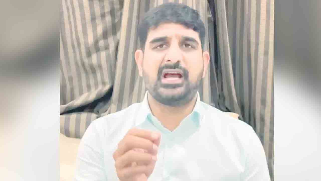 ఎకరం ఎండినా ప్రభుత్వానిదే బాధ్యత