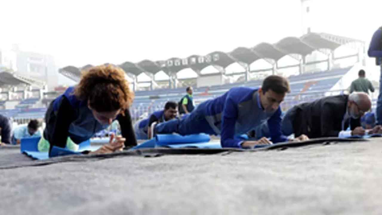 ISRO | అత్యధిక ఆన్‌లైన్‌ వ్యాయామ వీడియోలు.. గిన్నిస్‌ రికార్డుతో ఇస్రోకు అంకితం