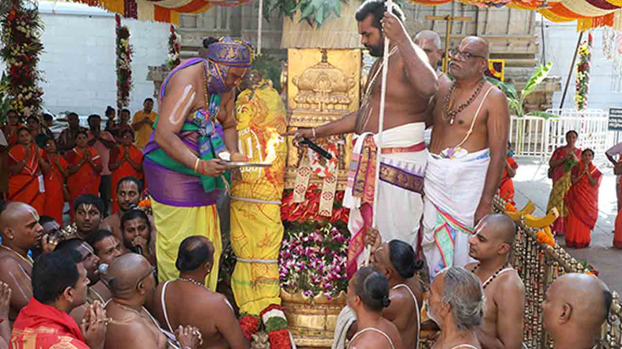 Brahamotsavam | ధ్వజారోహణంతో కల్యాణ వేంకటేశ్వరస్వామి బ్రహ్మోత్సవాలు ప్రారంభం