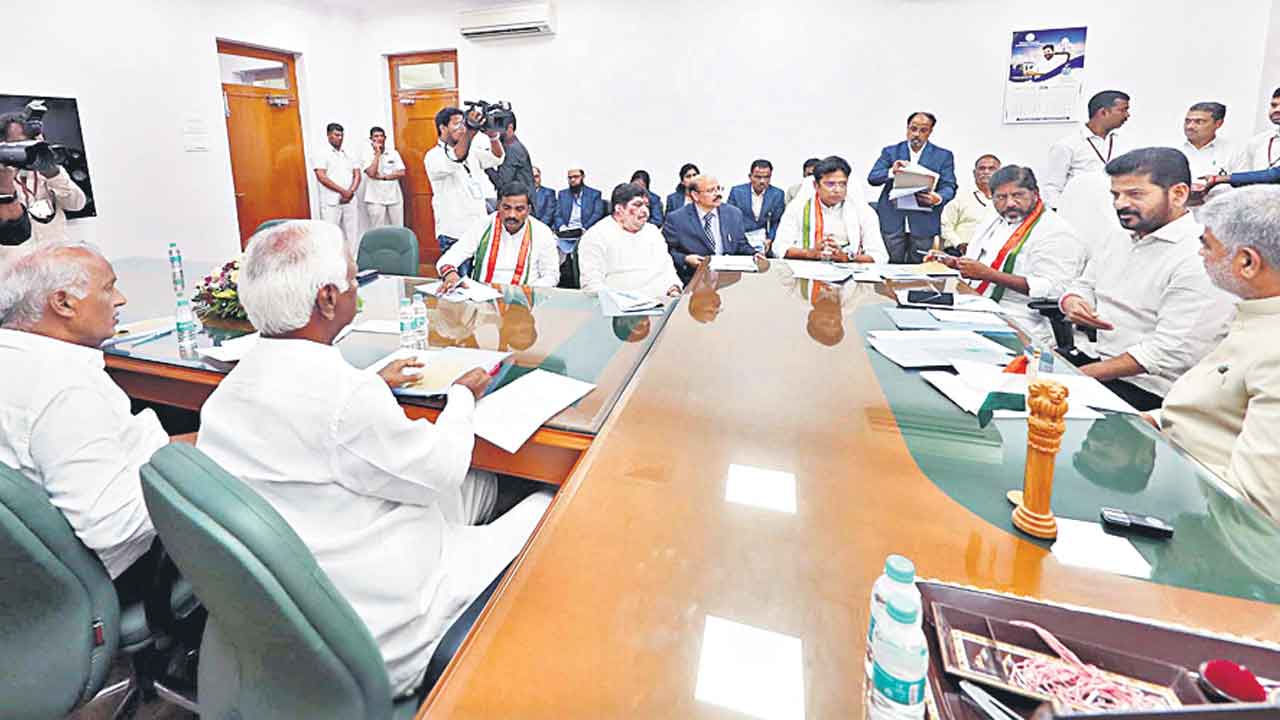 Assembly | బడ్జెట్‌ భేటీ 4 రోజులే.. 12 రోజులు నడపాలన్న బీఆర్‌ఎస్‌