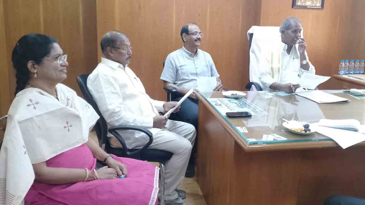 రెన్యువల్‌ చేయించుకున్న రైతులందరికీ రుణమాఫీ వర్తింపు