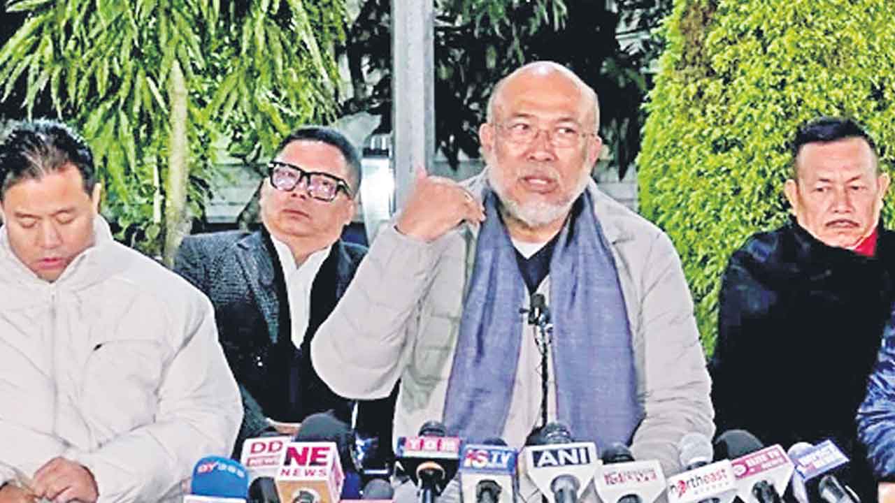 మణిపూర్‌లో అక్రమ వలసదారులపై ఉక్కుపాదం