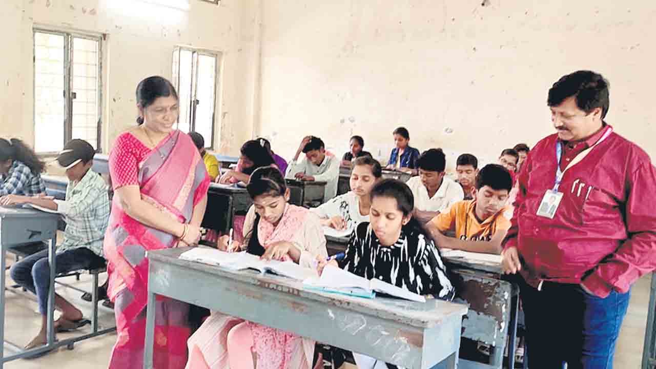 ప్రశాంతంగా సీవోఈ ప్రవేశ పరీక్ష