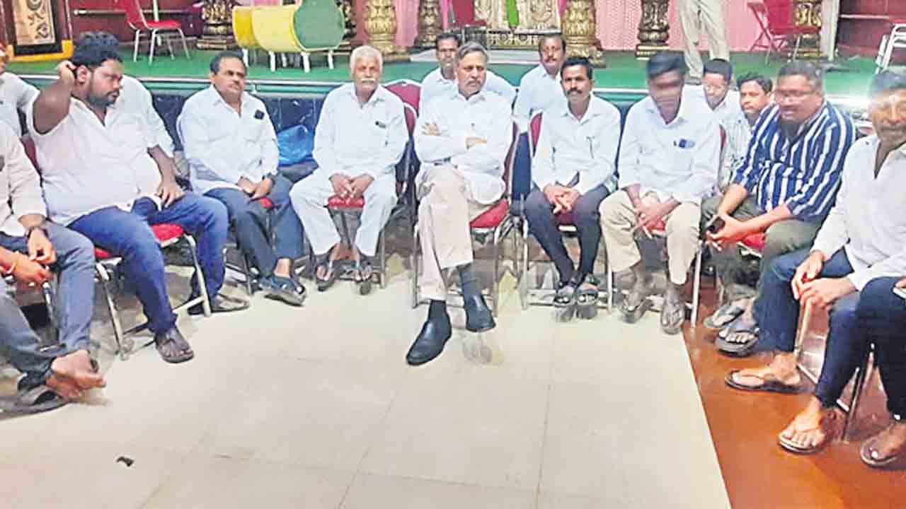 చేర్యాల రెవెన్యూ డివిజన్‌ సాధిస్తాం