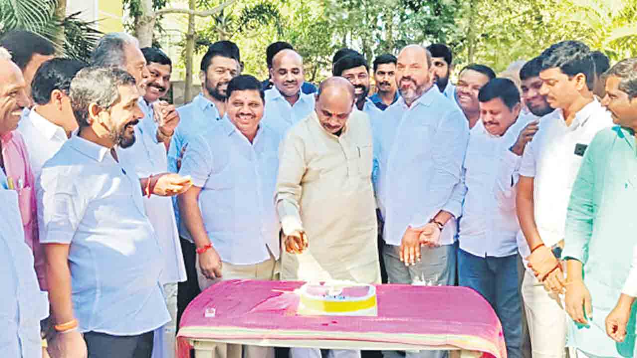 జన నేతా.. శతమానం భవతి