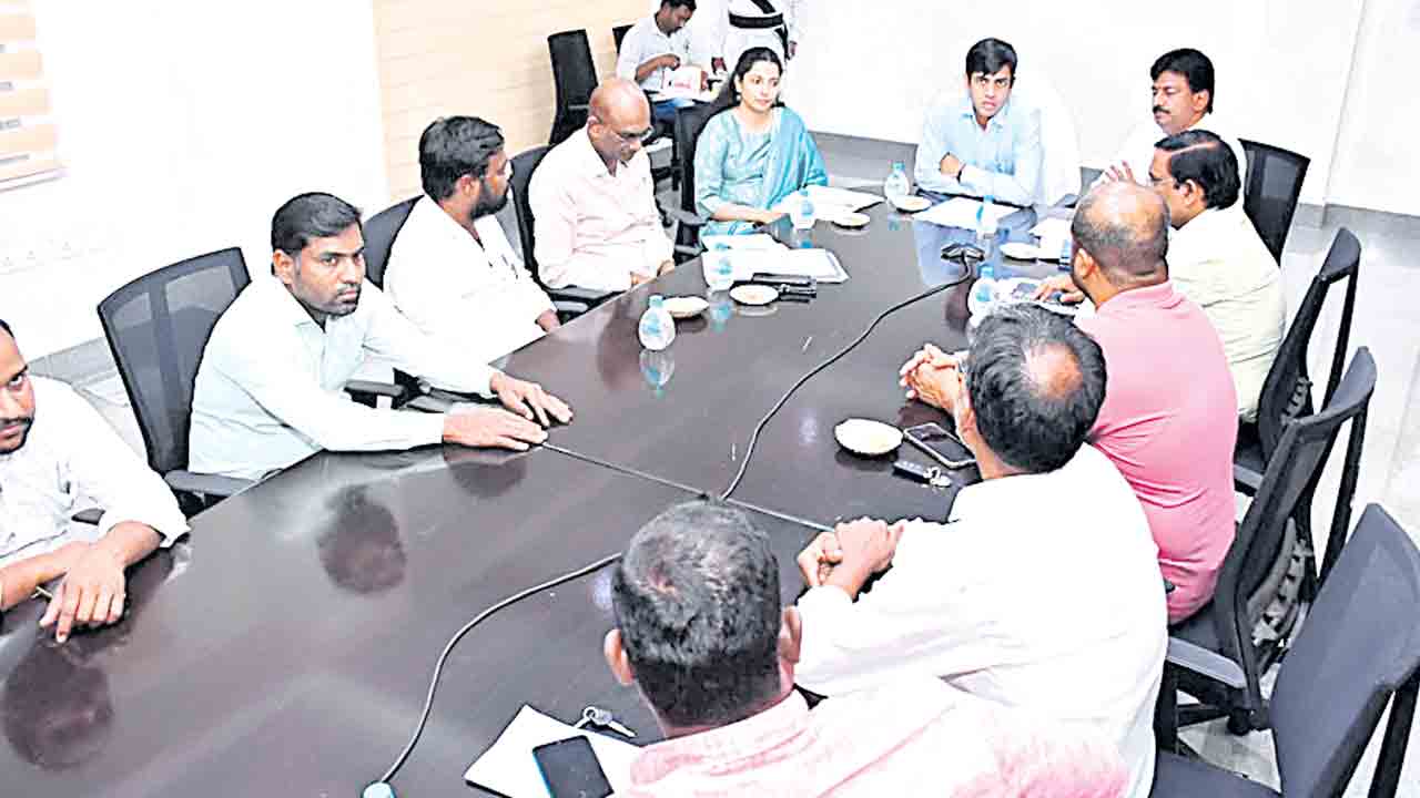 ఓటరు జాబితా తయారీకి సహకరించాలి