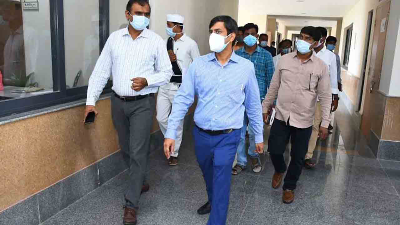 ఉత్తమ సేవలకు గుర్తింపు