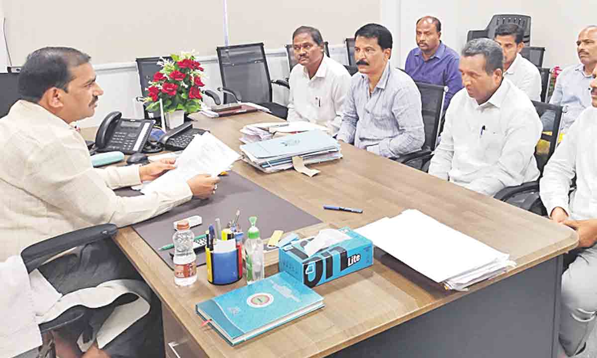 సీఎంఆర్‌ బియ్యాన్ని ఎఫ్‌సీఐకి పంపాలి