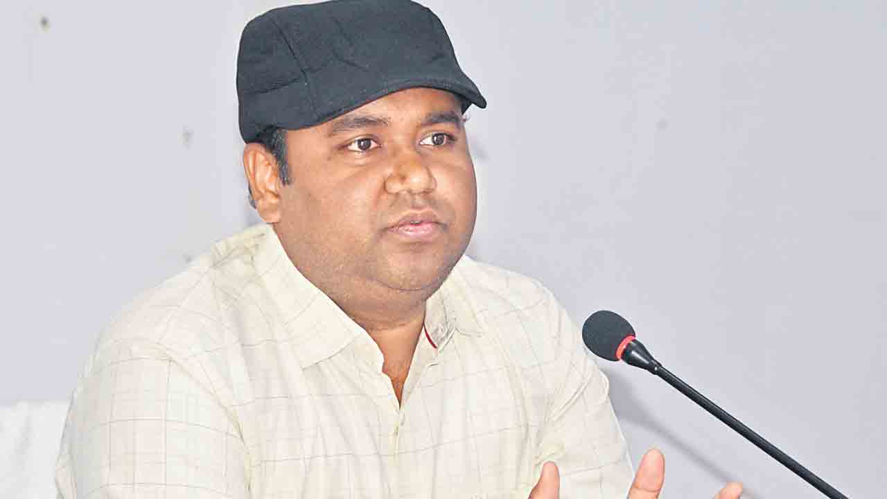 మెదక్‌ కలెక్టర్‌గా రాహుల్‌ రాజ్‌