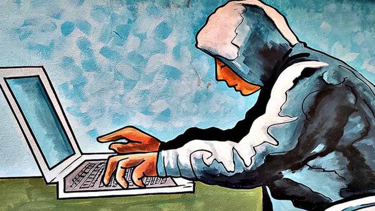 Man Chops Off Own Fingers | కంప్యూటర్ ఆపరేటర్‌గా పనిచేయడం ఇష్టం లేక.. చేతి వేళ్లు   నరుక్కున్న వ్యక్తి