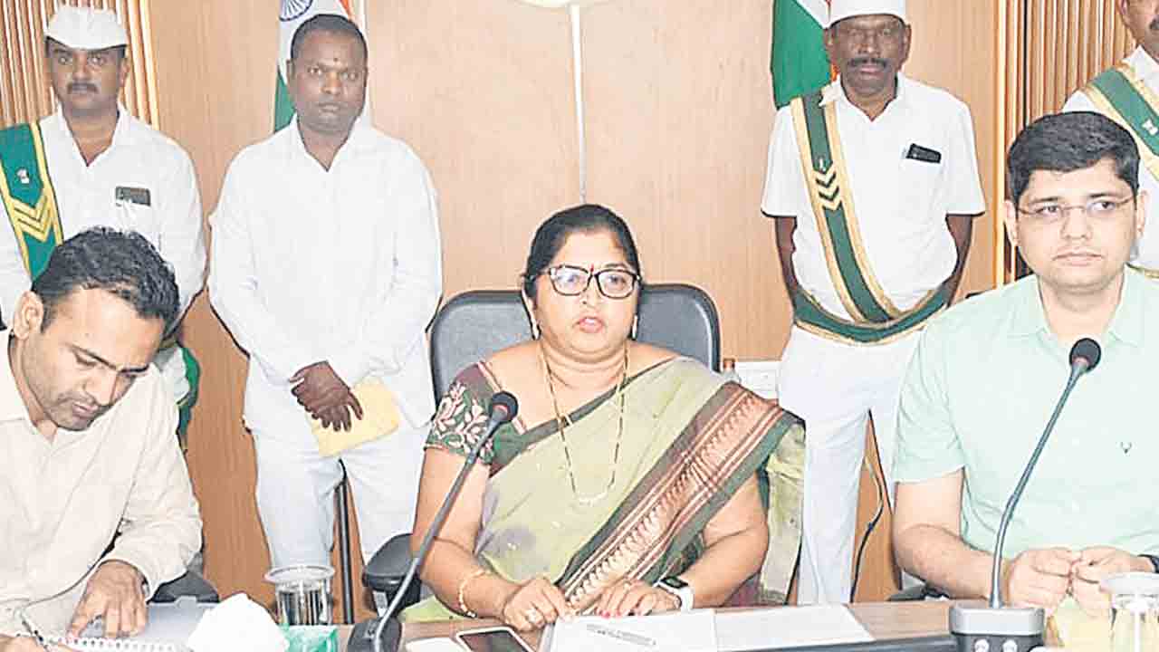 ‘ఫొటో ఓటరు సవరణ’ పకడ్బందీగా నిర్వహించాలి