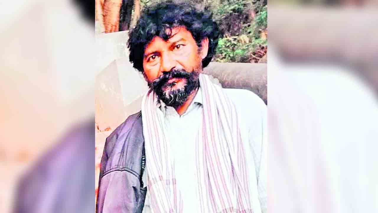 అప్పుల బాధతో రైతు ఆత్మహత్య