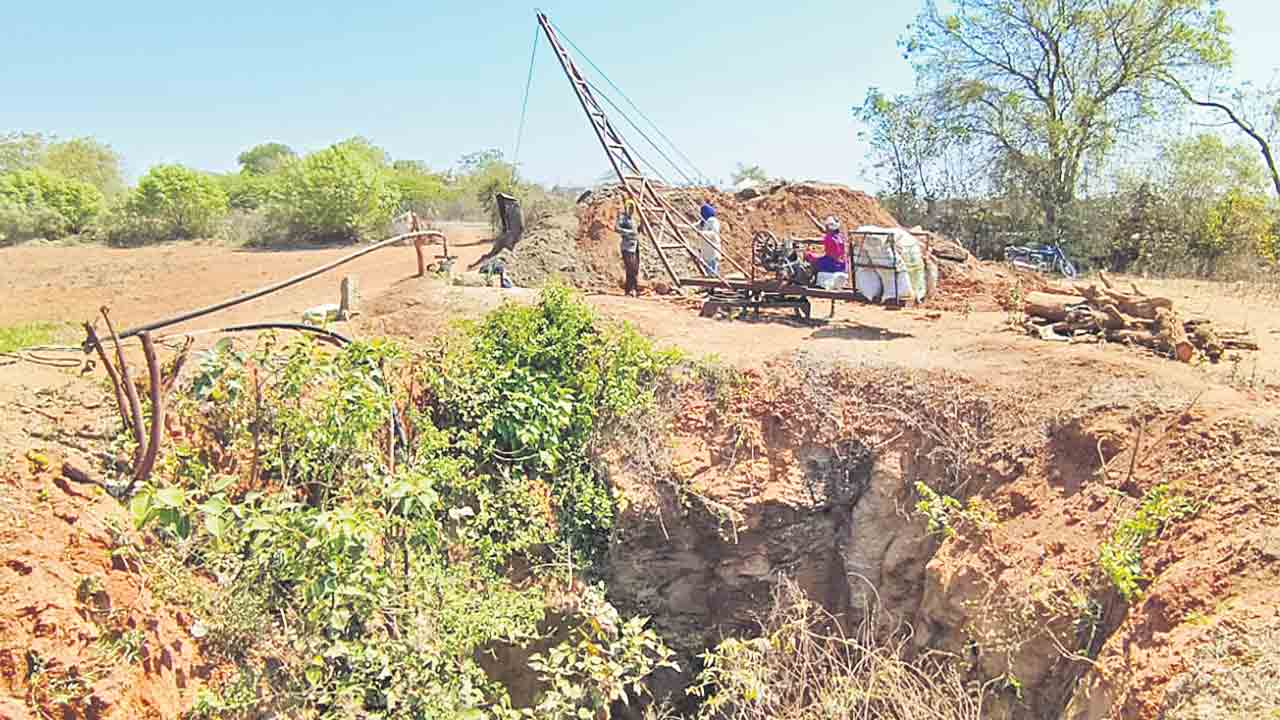 అమాత్యులారా.. ఆలకించరా