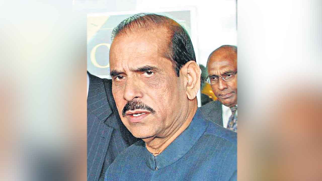 మహారాష్ట్ర మాజీ సీఎం మనోహర్‌ జోషి మృతి