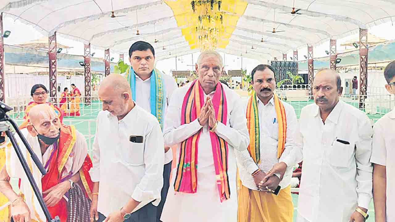 లక్షెట్టిపేటలో అతిరుద్ర మహాయాగం