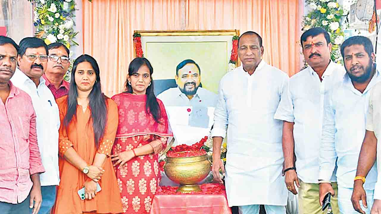 జనం మెచ్చిన నాయకుడు సాయన్న