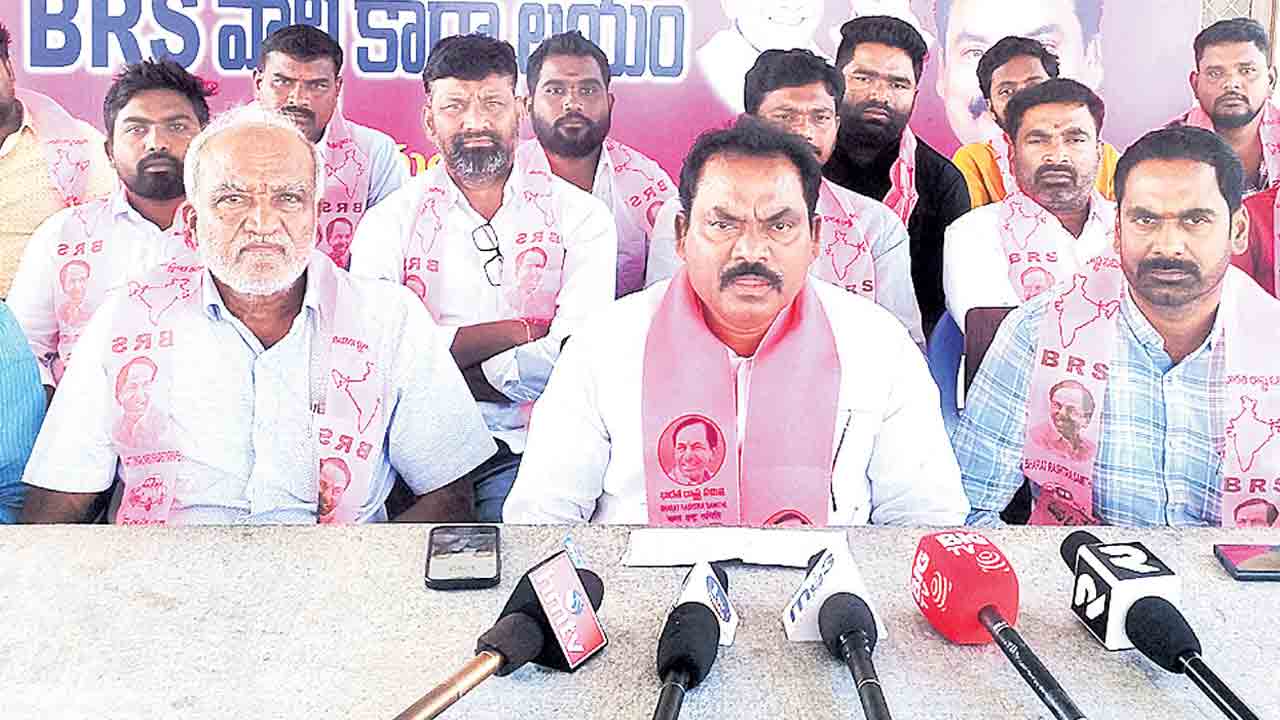 సభను సక్సెస్‌ చేయాలి