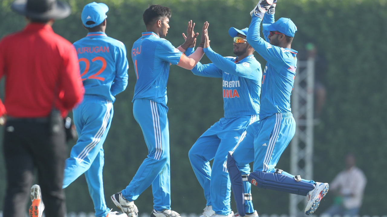 ICC Under 19 World Cup 2024: సఫారీలను కట్టడి చేసిన యువ భారత్‌.. ఫైనల్‌ చేరాలంటే టార్గెట్‌ ఎంతంటే..!