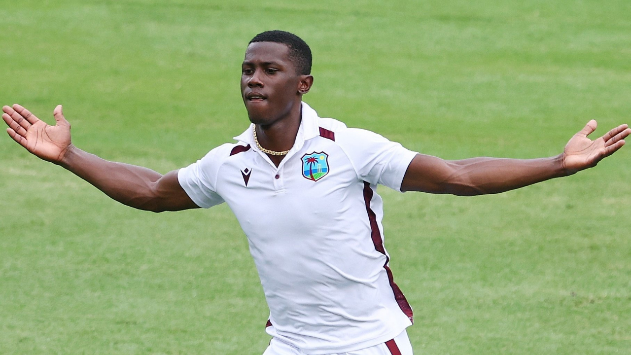 Shamar Joseph: ఆ ఇద్దరు స్టార్లను వెనక్కినెట్టి.. విండీస్ యువ సంచలనానికి ఐసీసీ అవార్డు