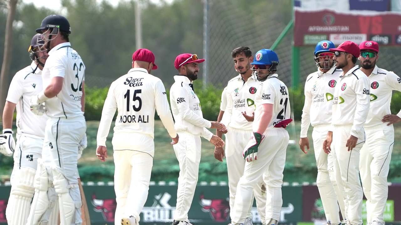 AFG vs IRE | ఐర్లాండ్‌తో ఏకైక టెస్టు.. అఫ్గాన్‌కు స్వల్ప ఆధిక్యం.. అయినా కష్టాల్లోనే..