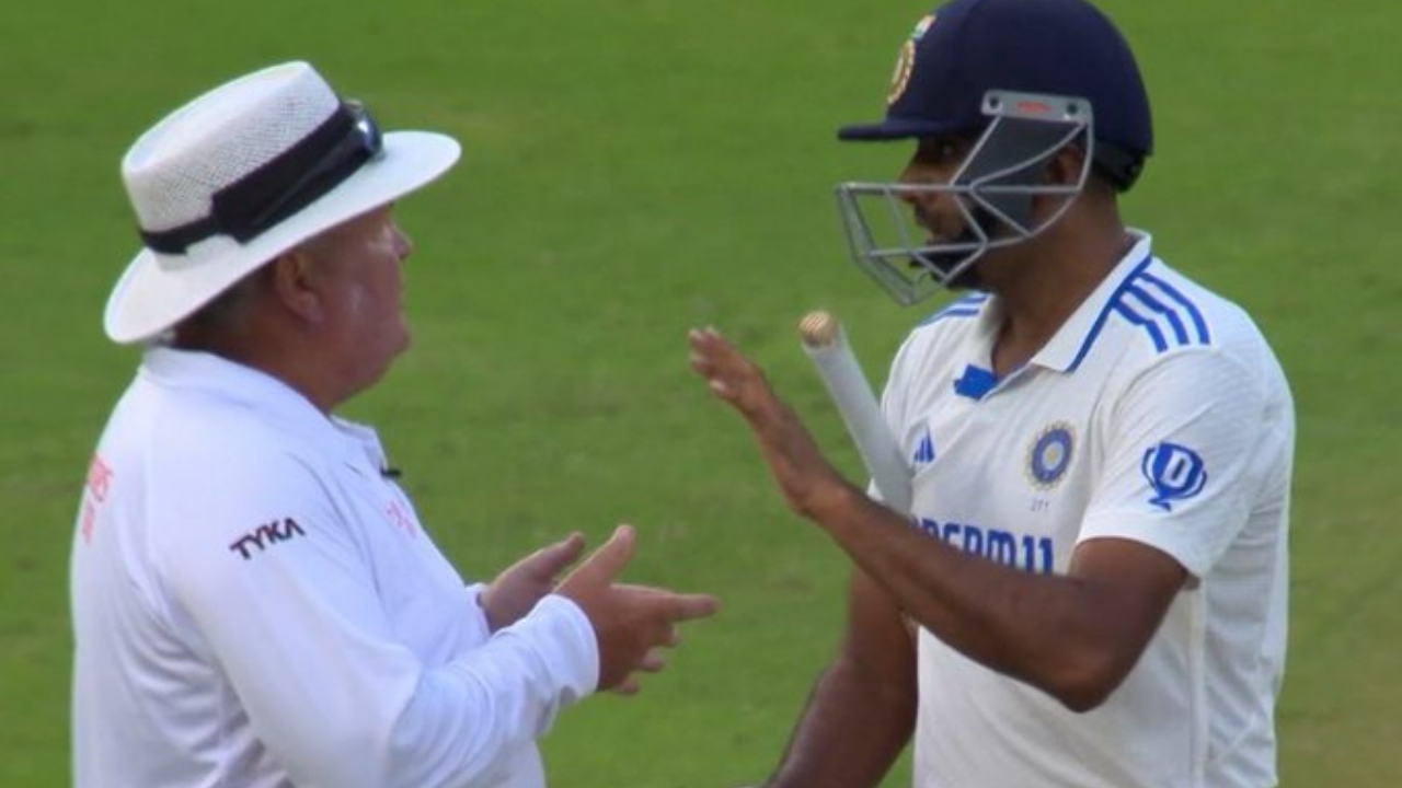 INDvsENG 2nd Test: అట్లుంటది అశ్విన్‌తోని.. అంపైర్‌కే రూల్స్‌ గురించి చెబుతున్నాడుగా..!