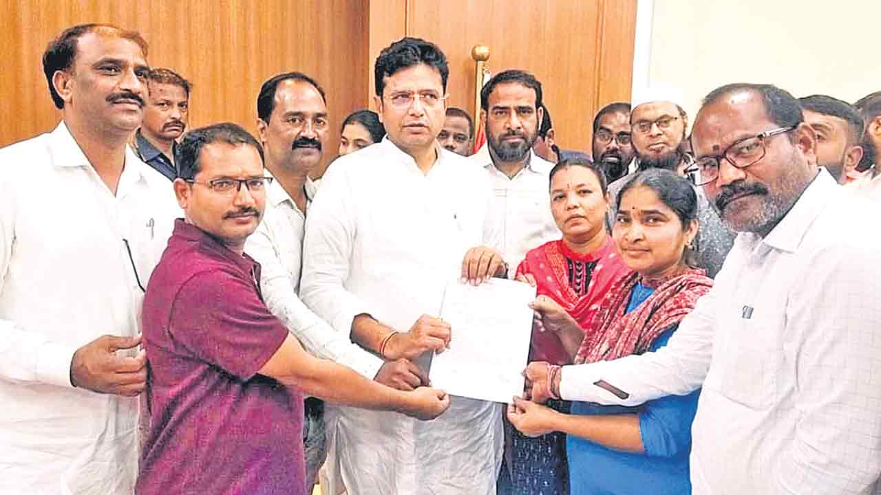 సీపీఎస్‌ విధానాన్ని రద్దు చేయాలి