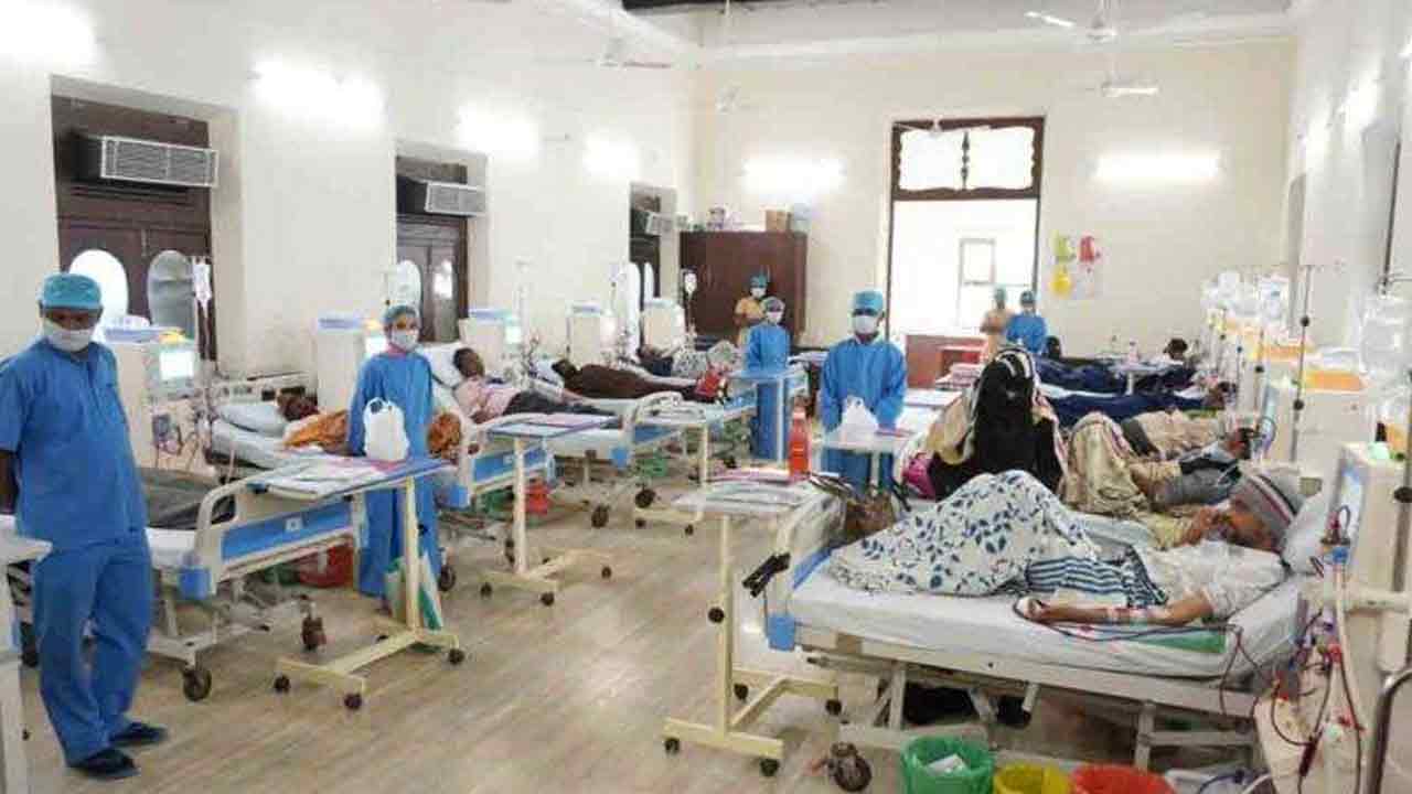 సర్కార్‌ వైద్య అంతమాత్ర