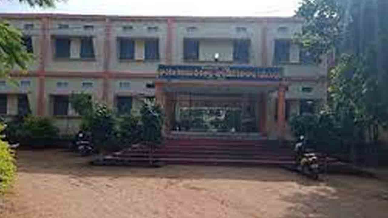 గురుకుల పీఈటీలుగా 53 మంది ఎంపిక