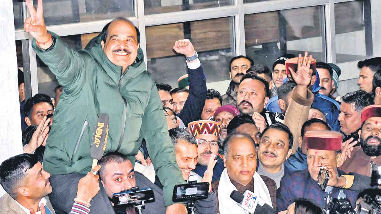 టాస్‌లో నెగ్గిన బీజేపీ