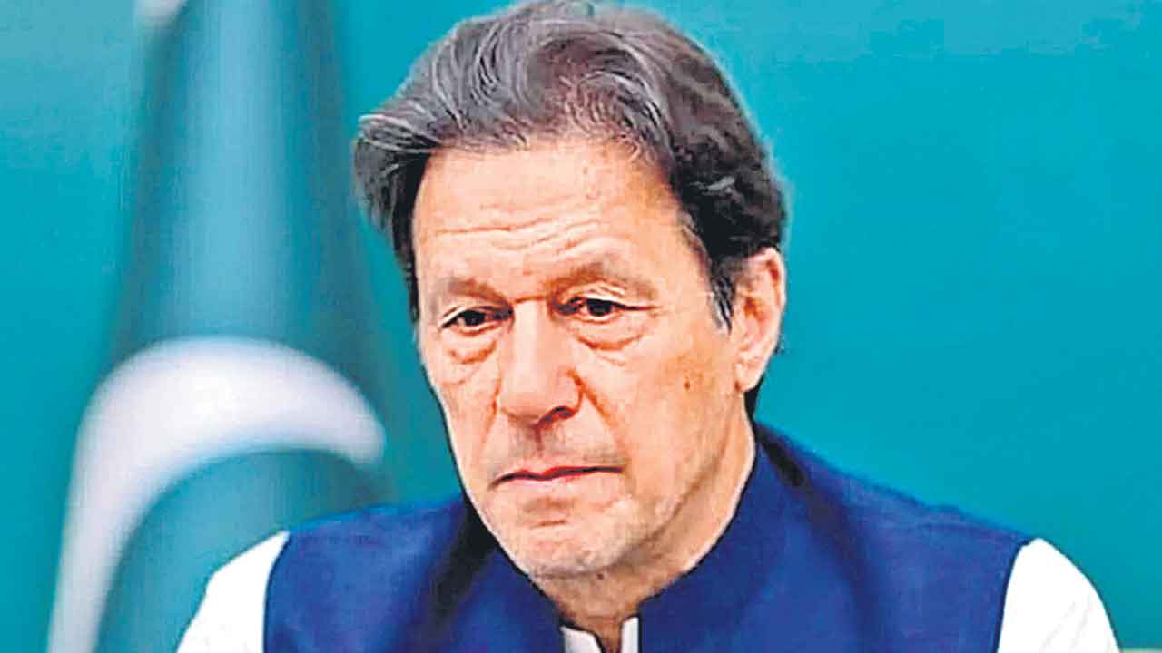 Imran Khan | ఇమ్రాన్‌ దంపతులకు ఏడేండ్ల జైలు.. వివాహ చట్టం ఉల్లంఘన కేసులో కోర్టు తీర్పు