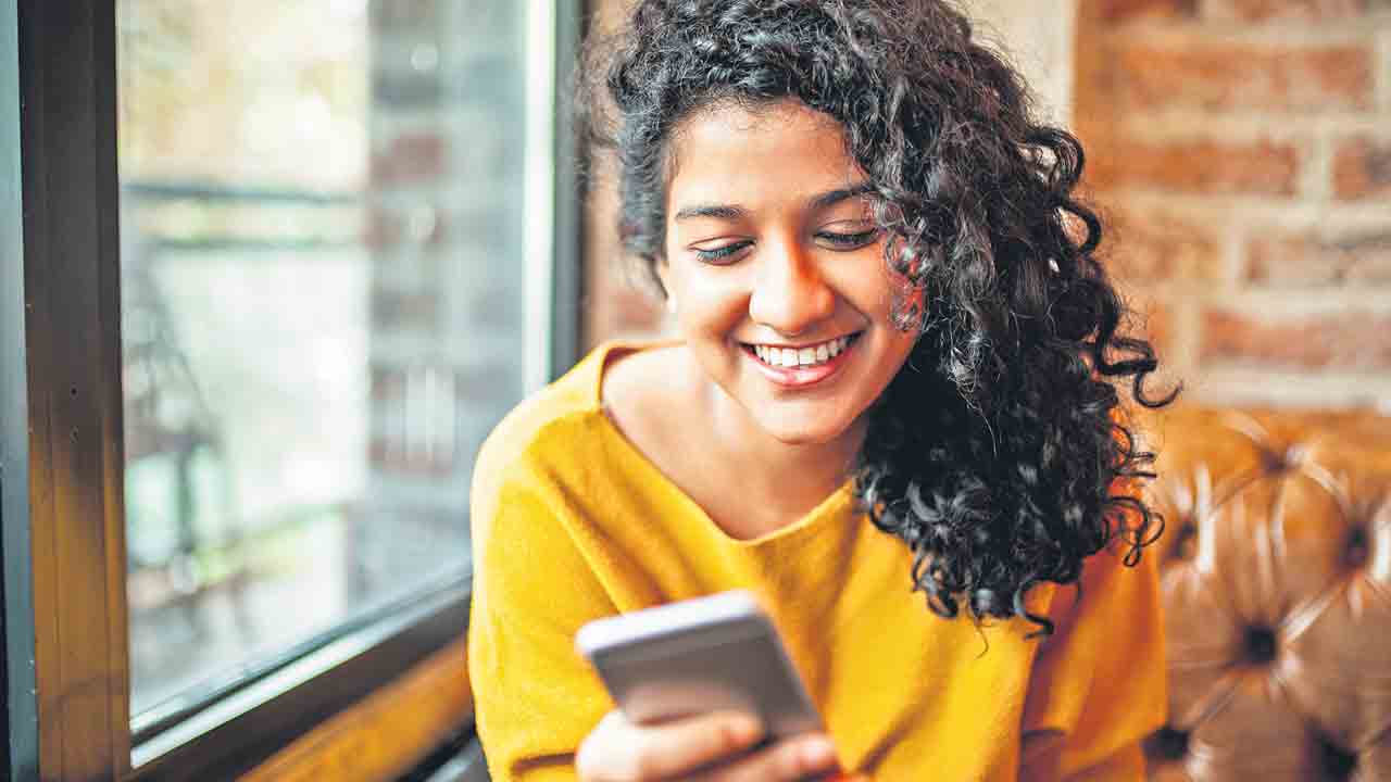 ఇన్‌స్టాలో..మాన్‌స్టర్స్‌కు చిక్కొద్దంటే!