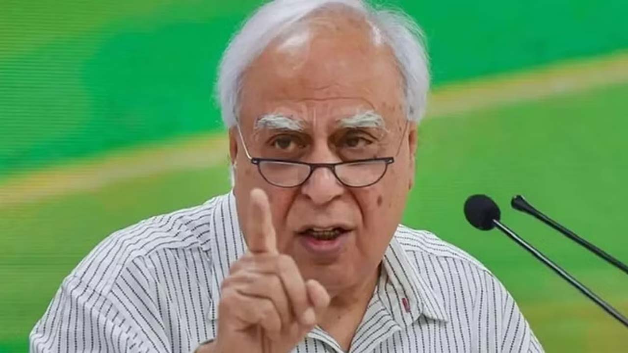 Kapil Sibal | ఎలక్టోరల్‌ బాండ్‌ పథకంపై ‘సుప్రీం’ బ్యాన్‌..! ప్రజాస్వామ్యానికి ఆశాకిరణమన్న కపిల్‌ సిబల్‌