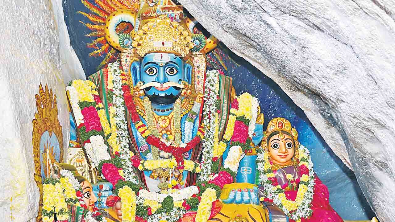 మల్లన్న ఆదాయానికి గండి